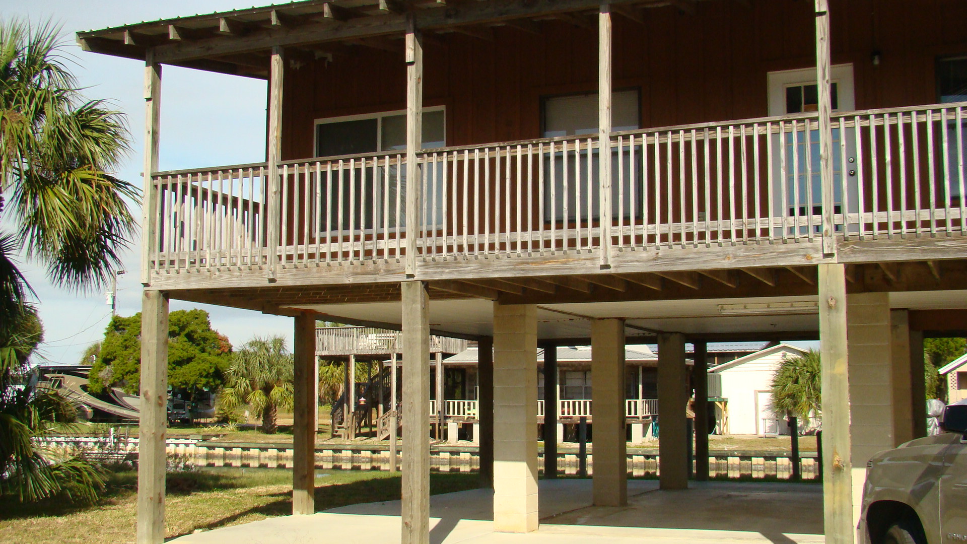 Exterior View - Florida Vacation Rentals - Horseshoe Beach Real Estate - Tammy Bryan